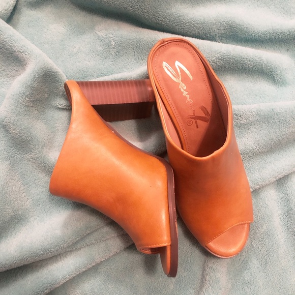 Seven7 Shoes - Yellow, Chunky Heels